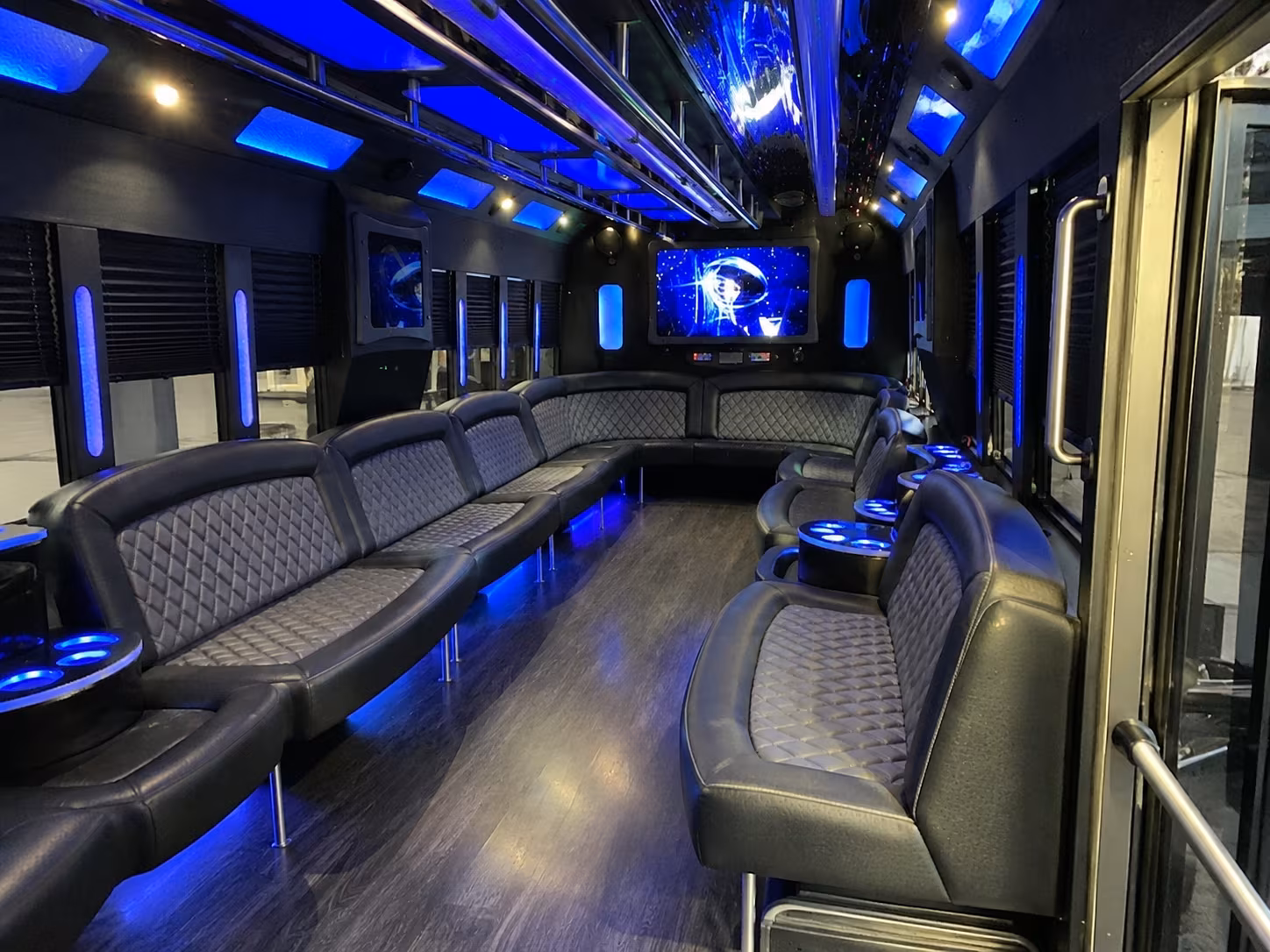 scottsdale 28 passenger party bus interior