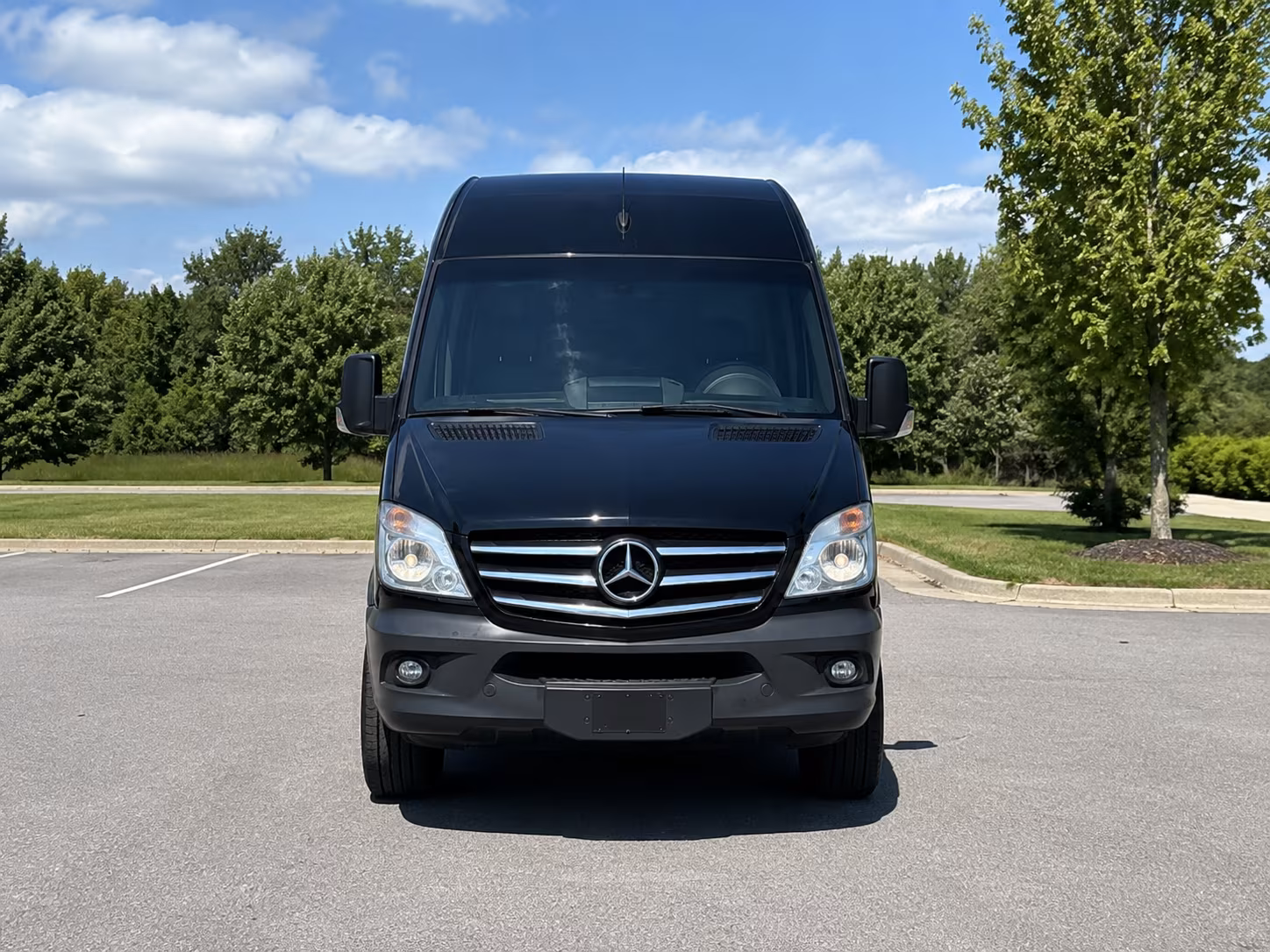 sprinter vans and minibuses for verde valley wine country bus tours